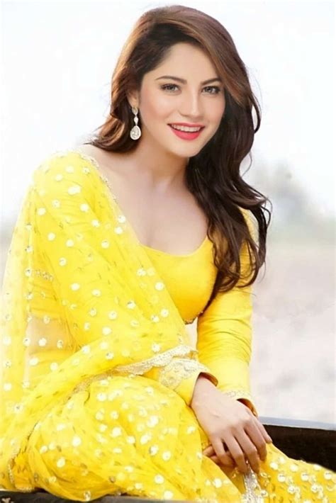 neelam muneer